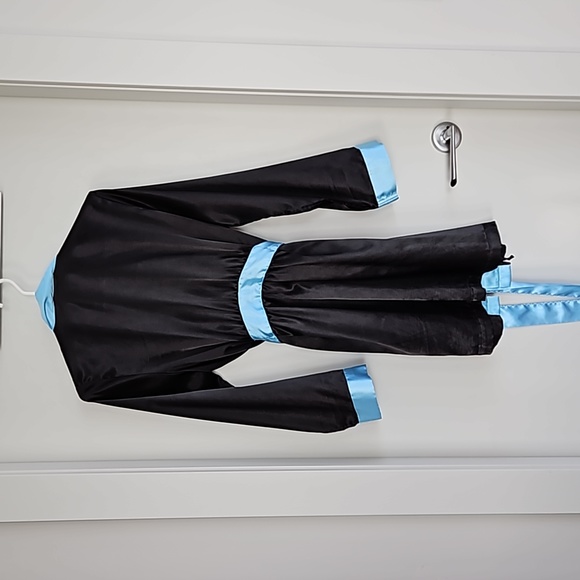 La Vie En Rose Black Satin Kimono, Size S/M - Picture 4 of 5